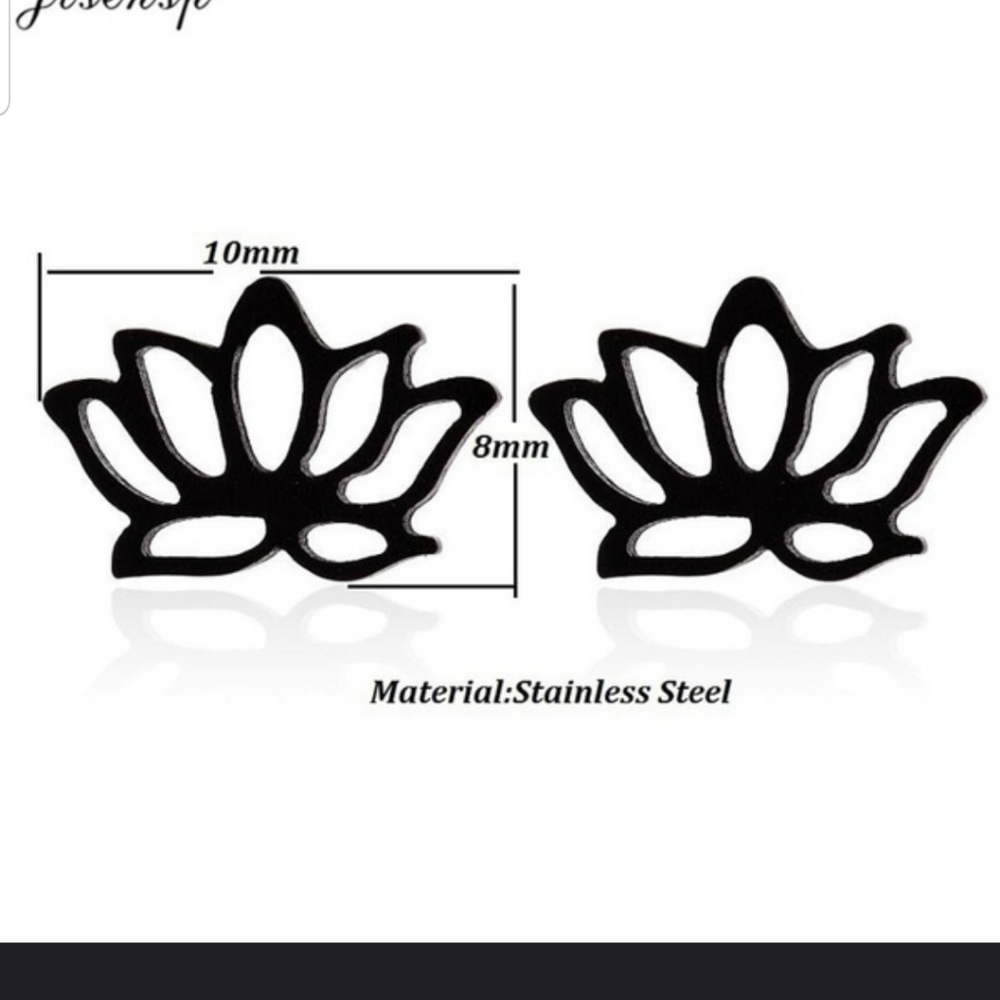 Beautiful Open Lotus Flower earrings in SILVER - Picture 2 of 9